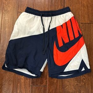 Nike Large Shorts